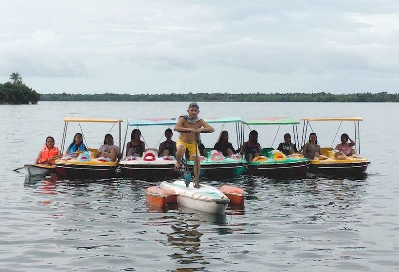 Hotel Papa Tasi Lake Side  And Park