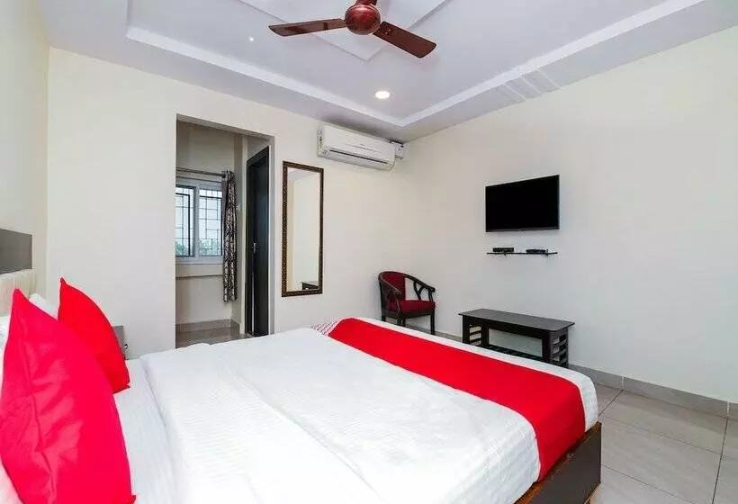ホテル Rb Residency By Oyo Rooms