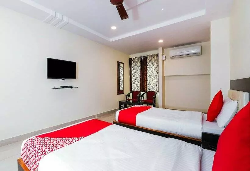 ホテル Rb Residency By Oyo Rooms