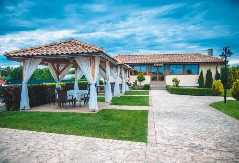 Hotelli Spa Kompleks Raiski Kat