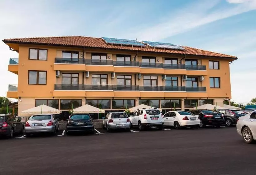 Hotelli Spa Kompleks Raiski Kat