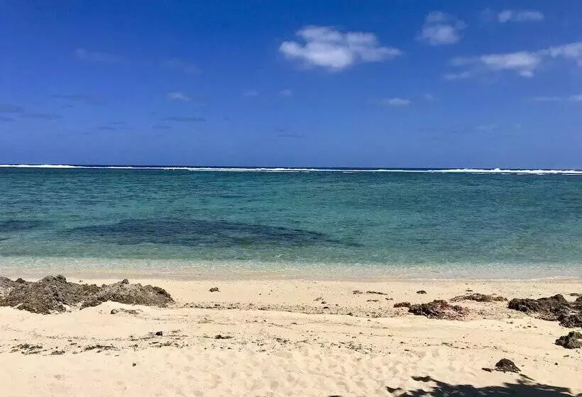 Yadua Bay Resort & Villas