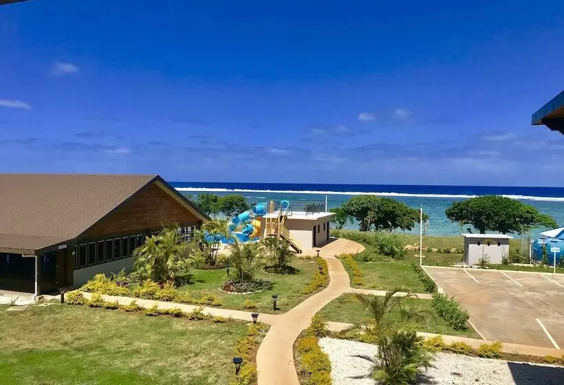 Yadua Bay Resort & Villas