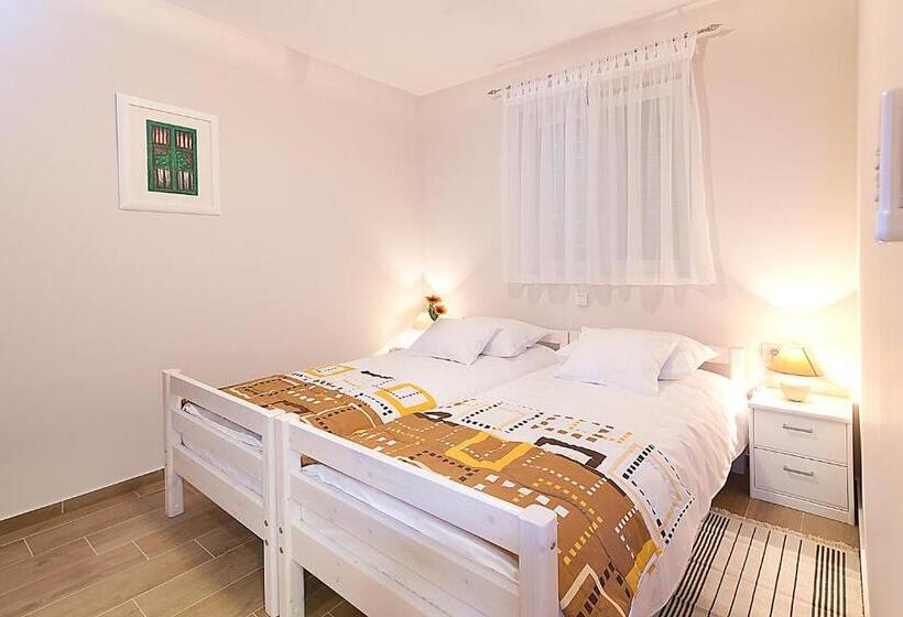 Apartment Ragusa Palace 3 Funjestra