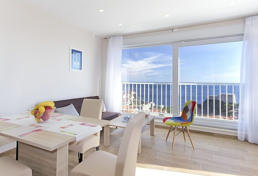 Apartment Ragusa Palace 3 Funjestra