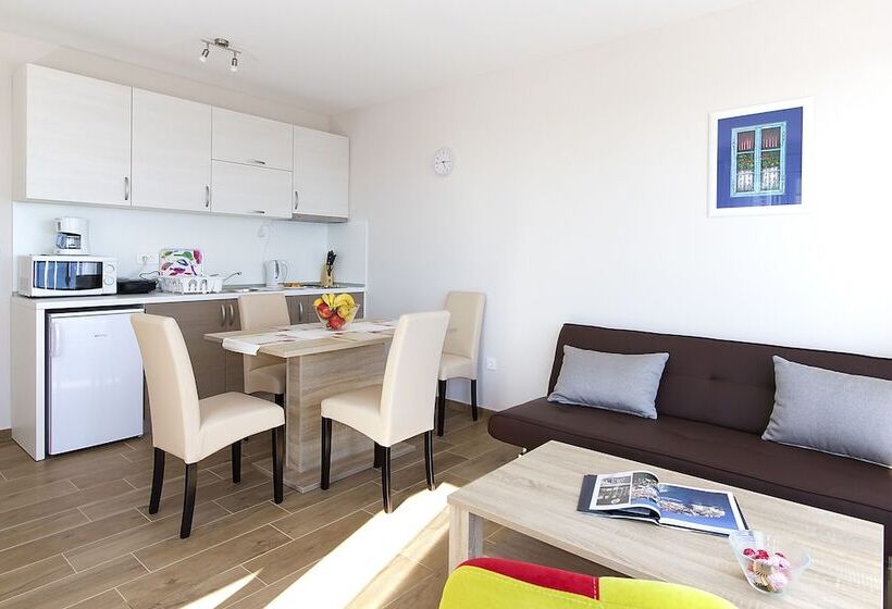 Apartment Ragusa Palace 3 Funjestra