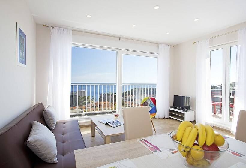 Apartment Ragusa Palace 3 Funjestra