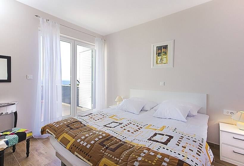 Apartment Ragusa Palace 3 Funjestra