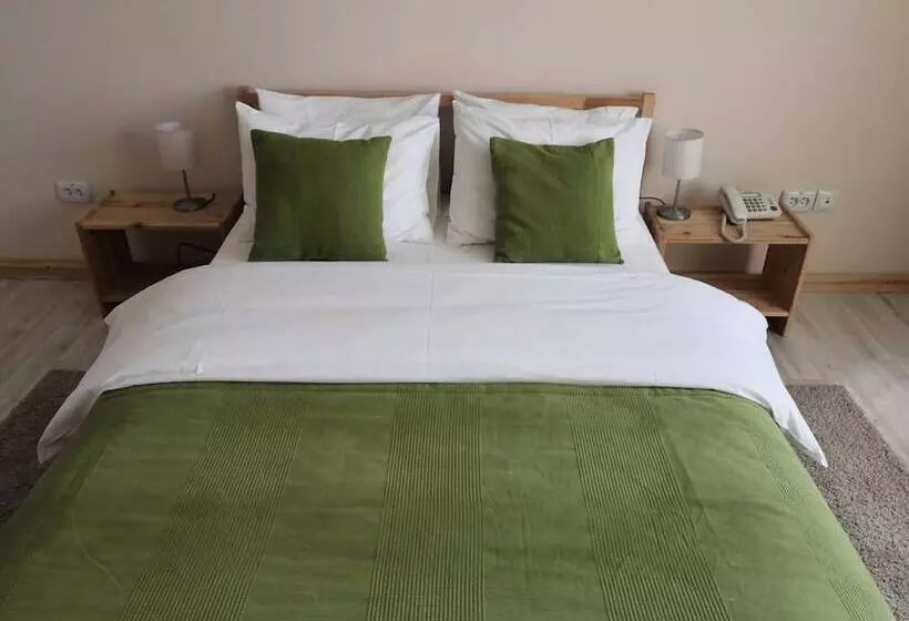 簡易ホテル Neftehimik