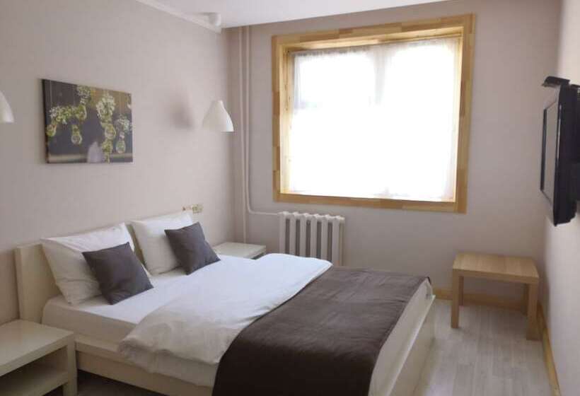 مسافرخانه Neftehimik