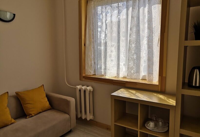 مسافرخانه Neftehimik