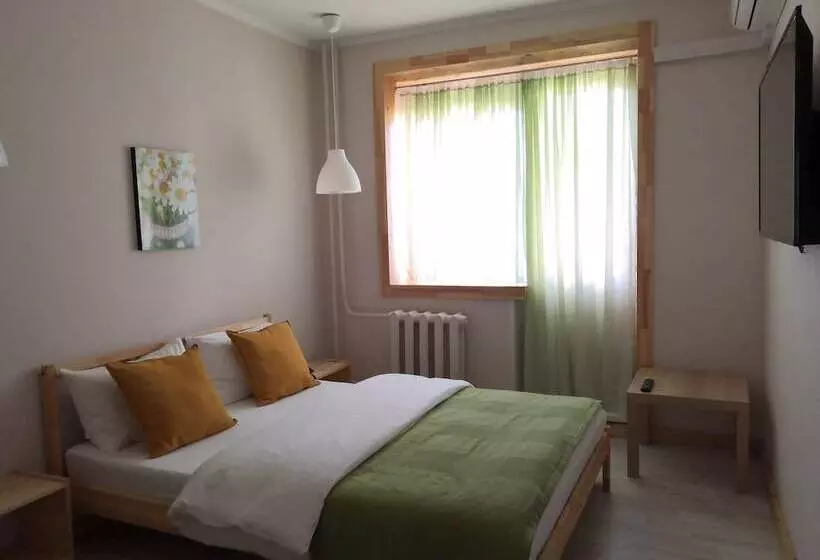 簡易ホテル Neftehimik