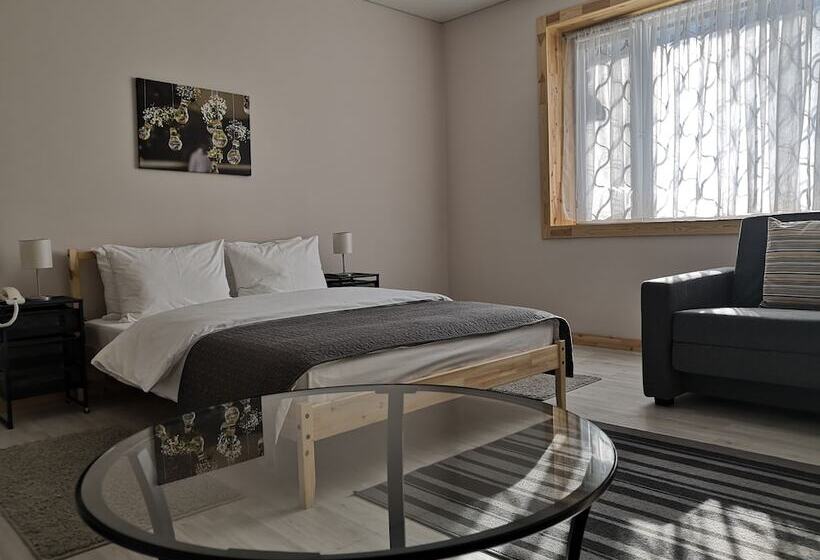 مسافرخانه Neftehimik