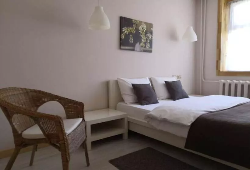 簡易ホテル Neftehimik