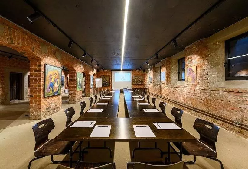Art Hotel Roma