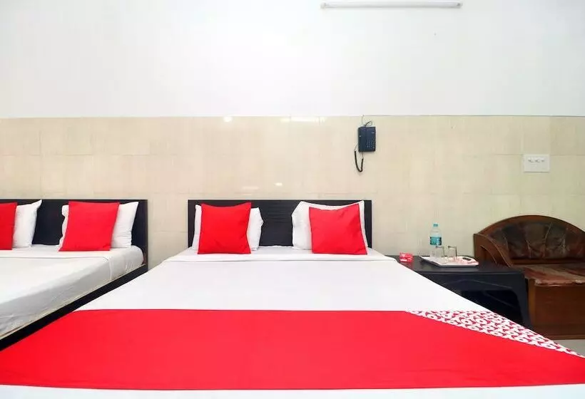 هتل Flagship Jn Residency