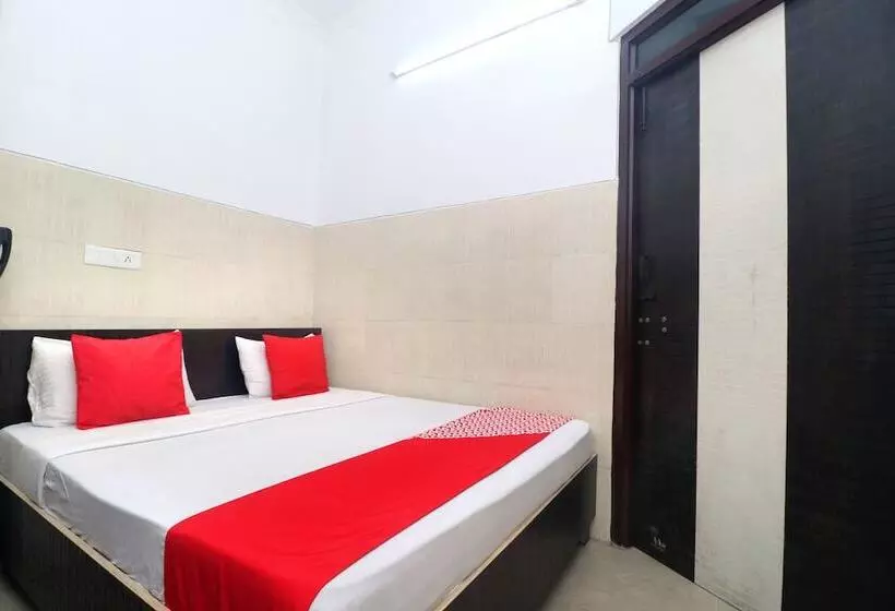 هتل Flagship Jn Residency