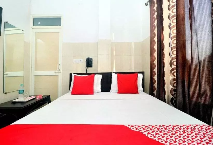 هتل Flagship Jn Residency