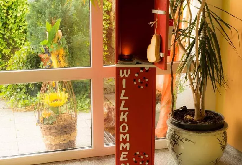 Hotelli Landgasthof Lell