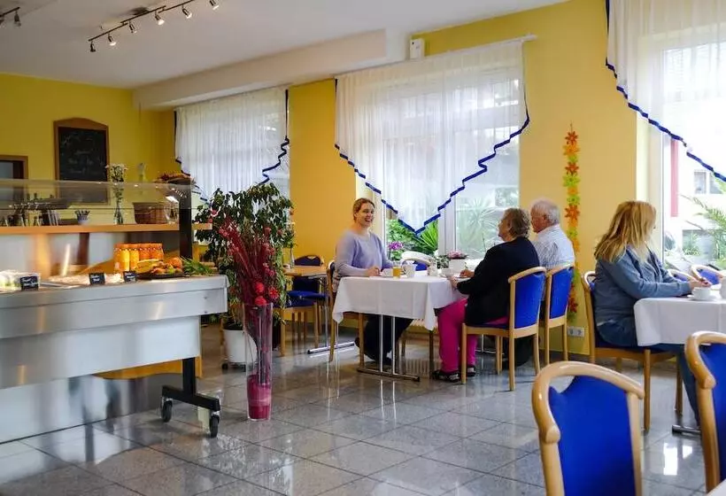 Hotelli Landgasthof Lell