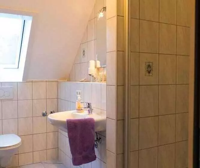 Hotelli Landgasthof Lell