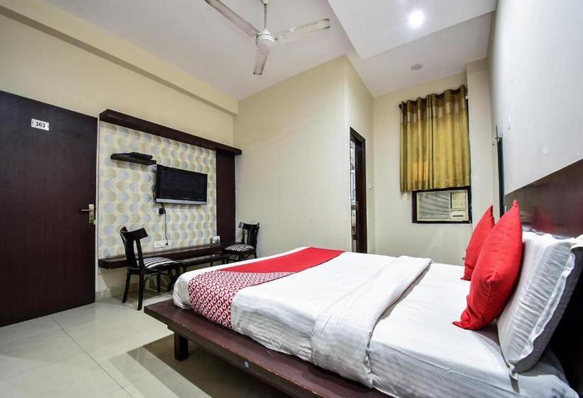 Hotel Lords By Oyo Rooms