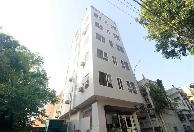 هتل Flagship Jn Residency