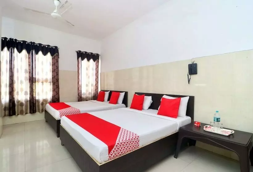 هتل Flagship Jn Residency