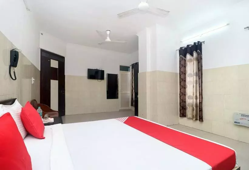 هتل Flagship Jn Residency