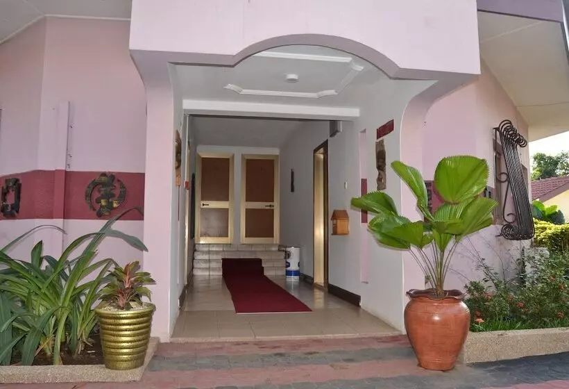 هتل Royal Basin Resort