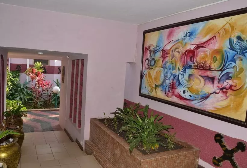 هتل Royal Basin Resort