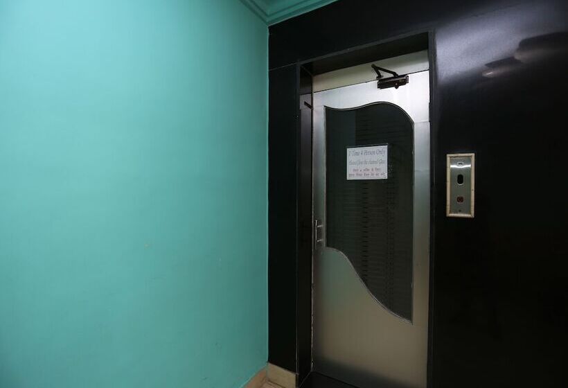 هتل Shiva International By Oyo Rooms