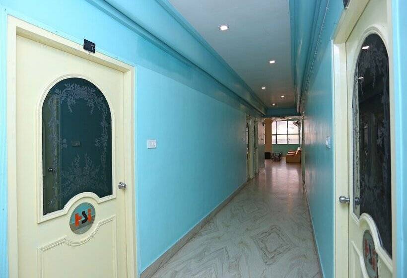 هتل Shiva International By Oyo Rooms