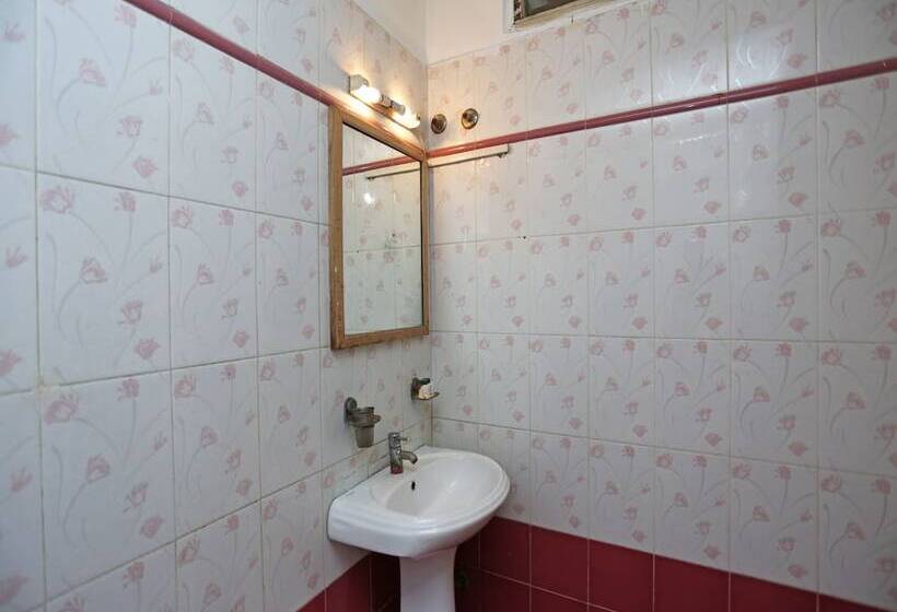 هتل Shiva International By Oyo Rooms