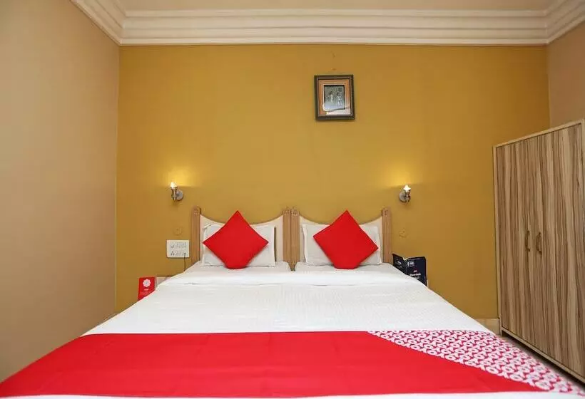 ホテル Shiva International By Oyo Rooms