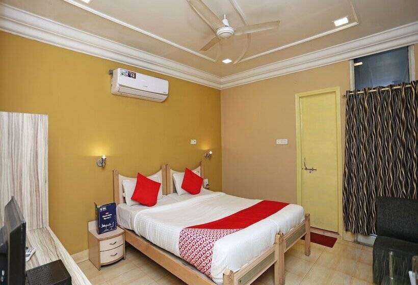 هتل Shiva International By Oyo Rooms