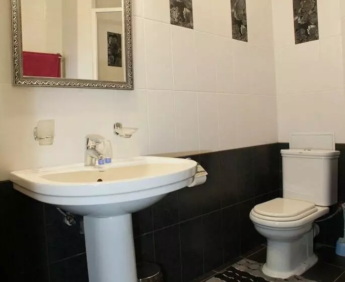هتل Tula
