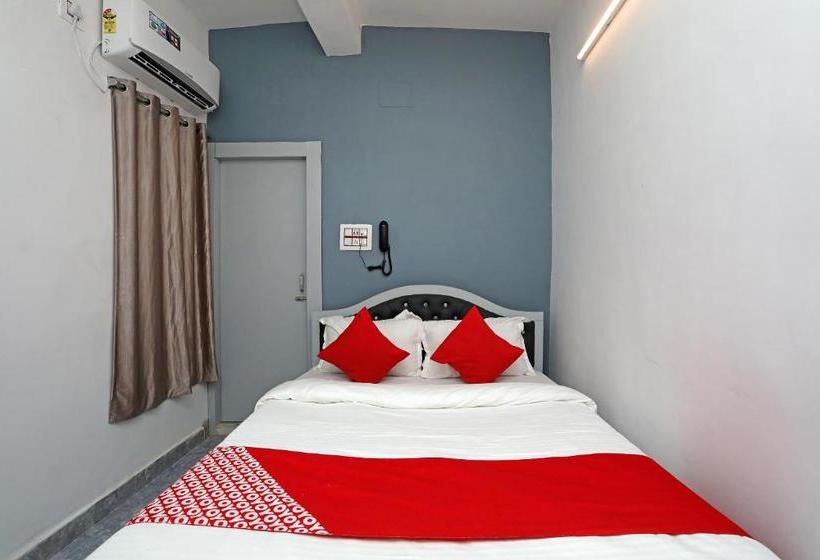 בית מלון כפרי Upasana Guest House By Oyo Rooms