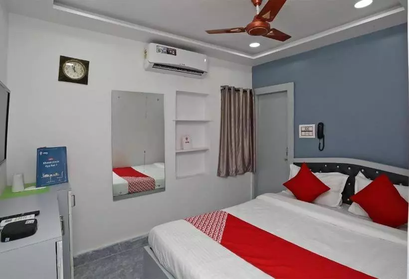 ホテル Upasana Guest House By Oyo Rooms