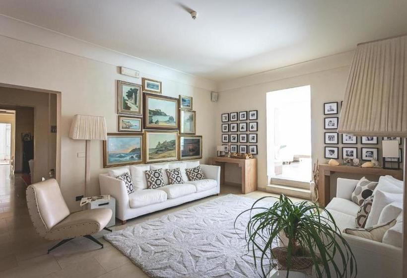 ホテル Villa Martini