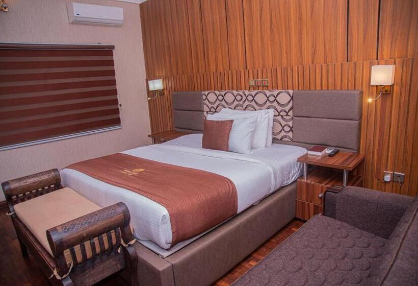 Mahogany Hotel And Suites