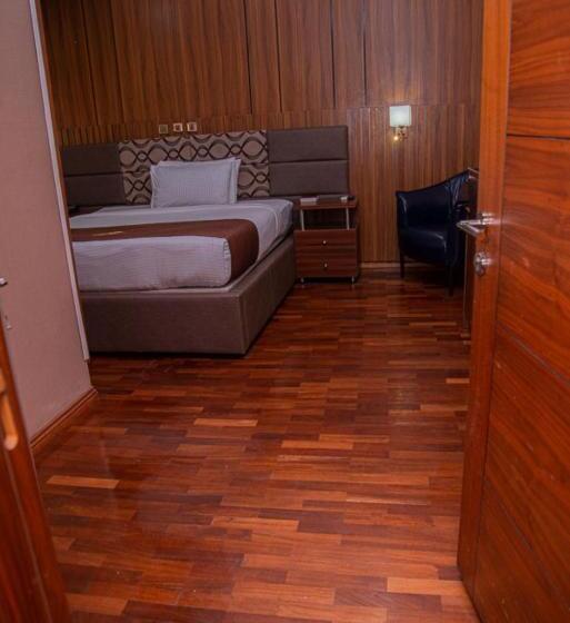 Mahogany Hotel And Suites