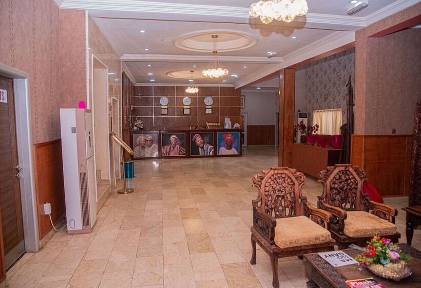 Mahogany Hotel And Suites