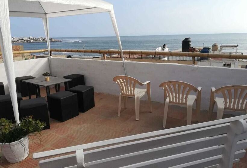 پانسیون Bamboo Huanchaco Lodge