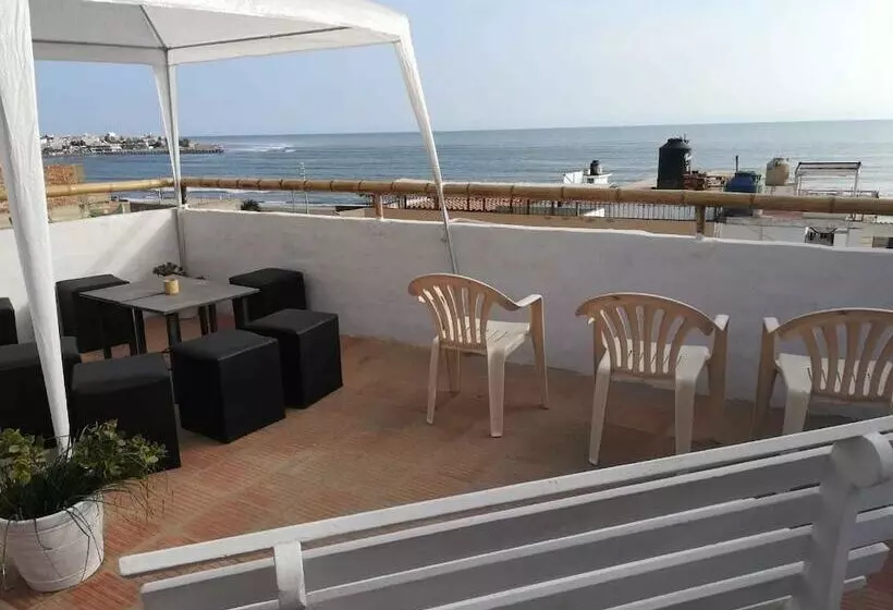 پانسیون Bamboo Huanchaco Lodge