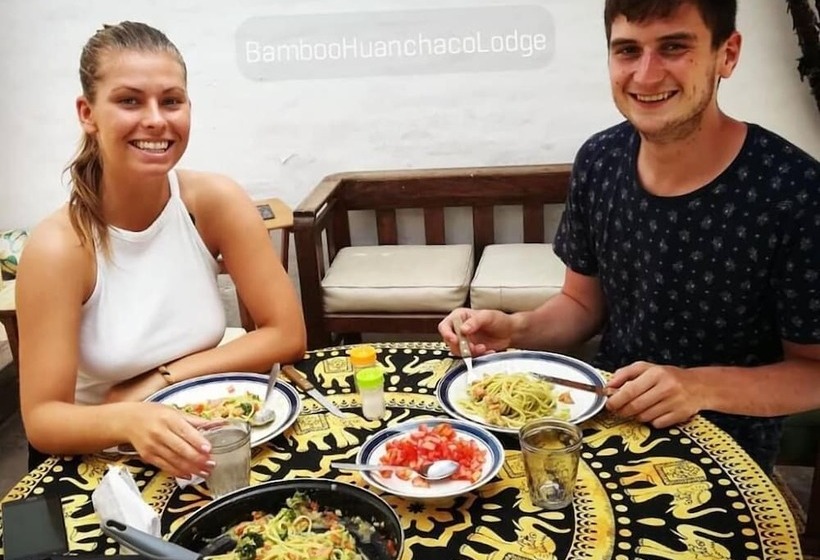 پانسیون Bamboo Huanchaco Lodge