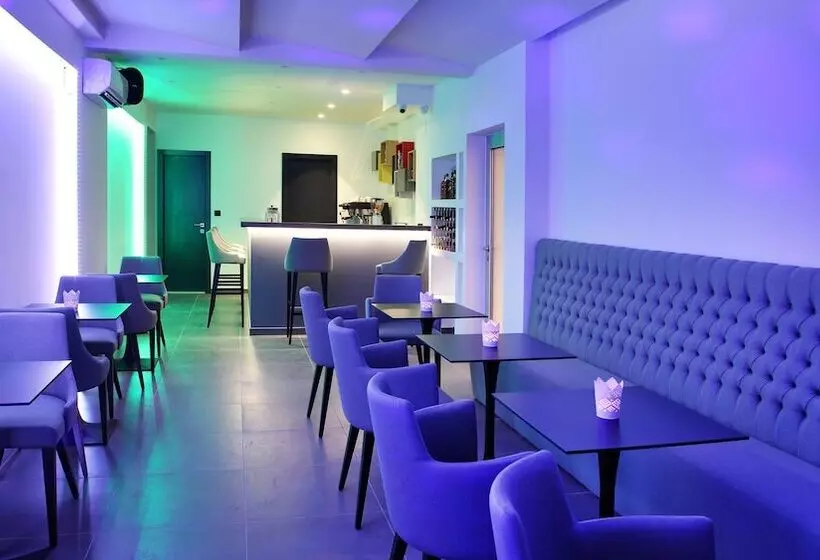 ペンション Villa M