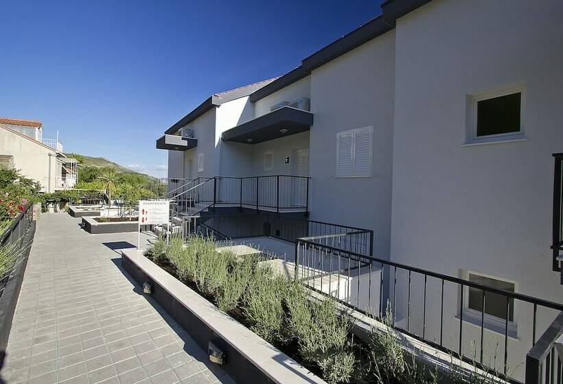 Apartment Ragusa Palace 3 Funjestra