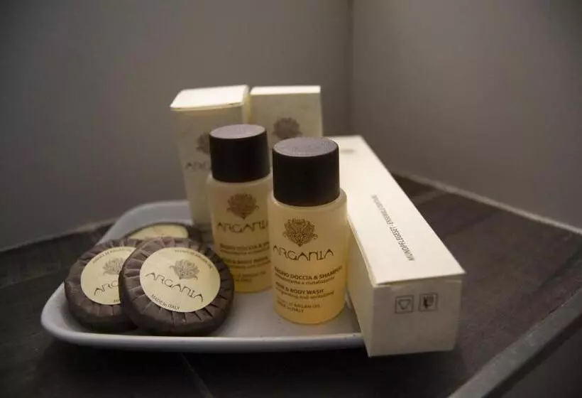 Aamiaismajoitus (B&B) Palazzo Stendardo