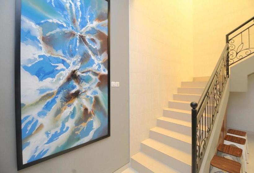 בית מלון כפרי Reddoorz Syariah At Pucang Anom